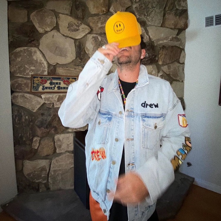 Drew House Smiling Printing lo - огляд і ціна Winter Clothing Logos